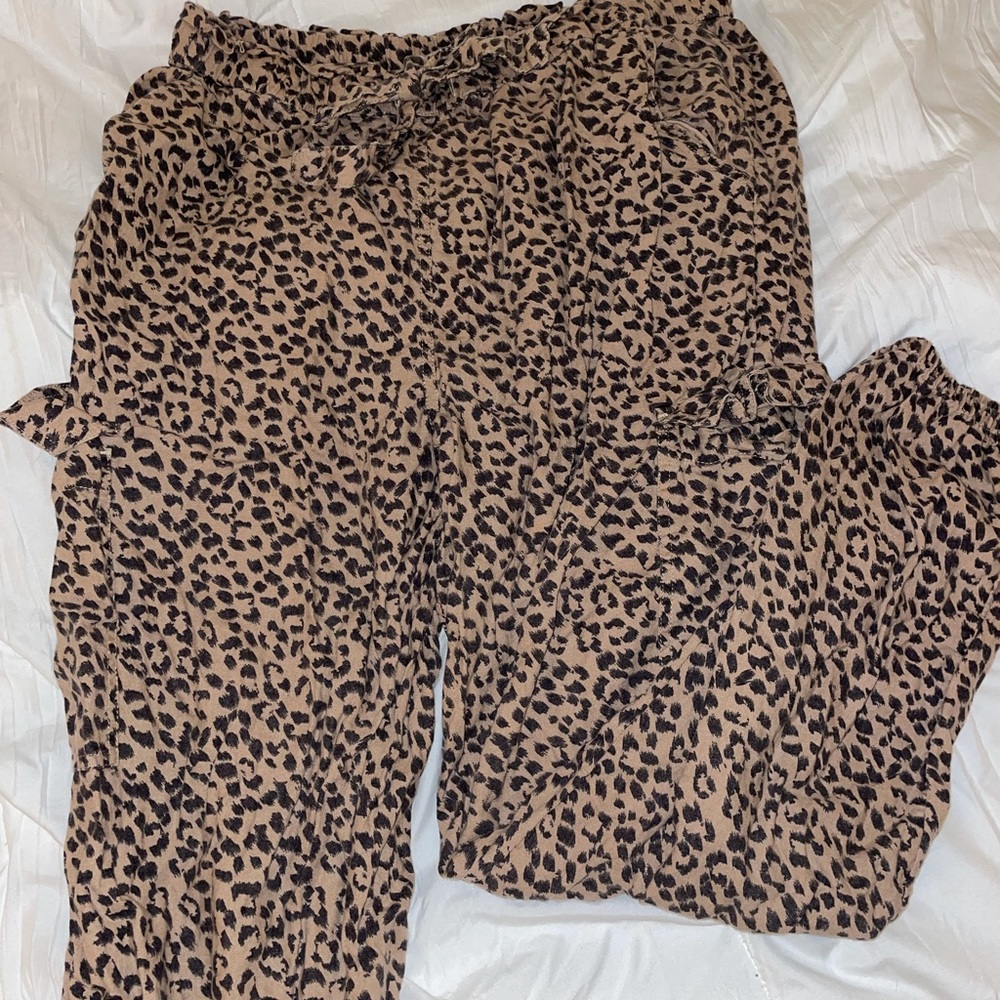 American Eagle joggers